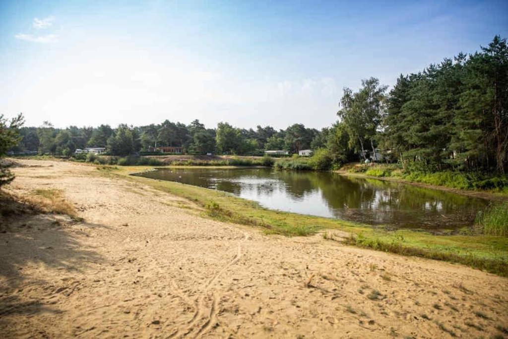 " Casitacuriosa " Chalet Op Camping Met Buitenzwembad Бален Экстерьер фото